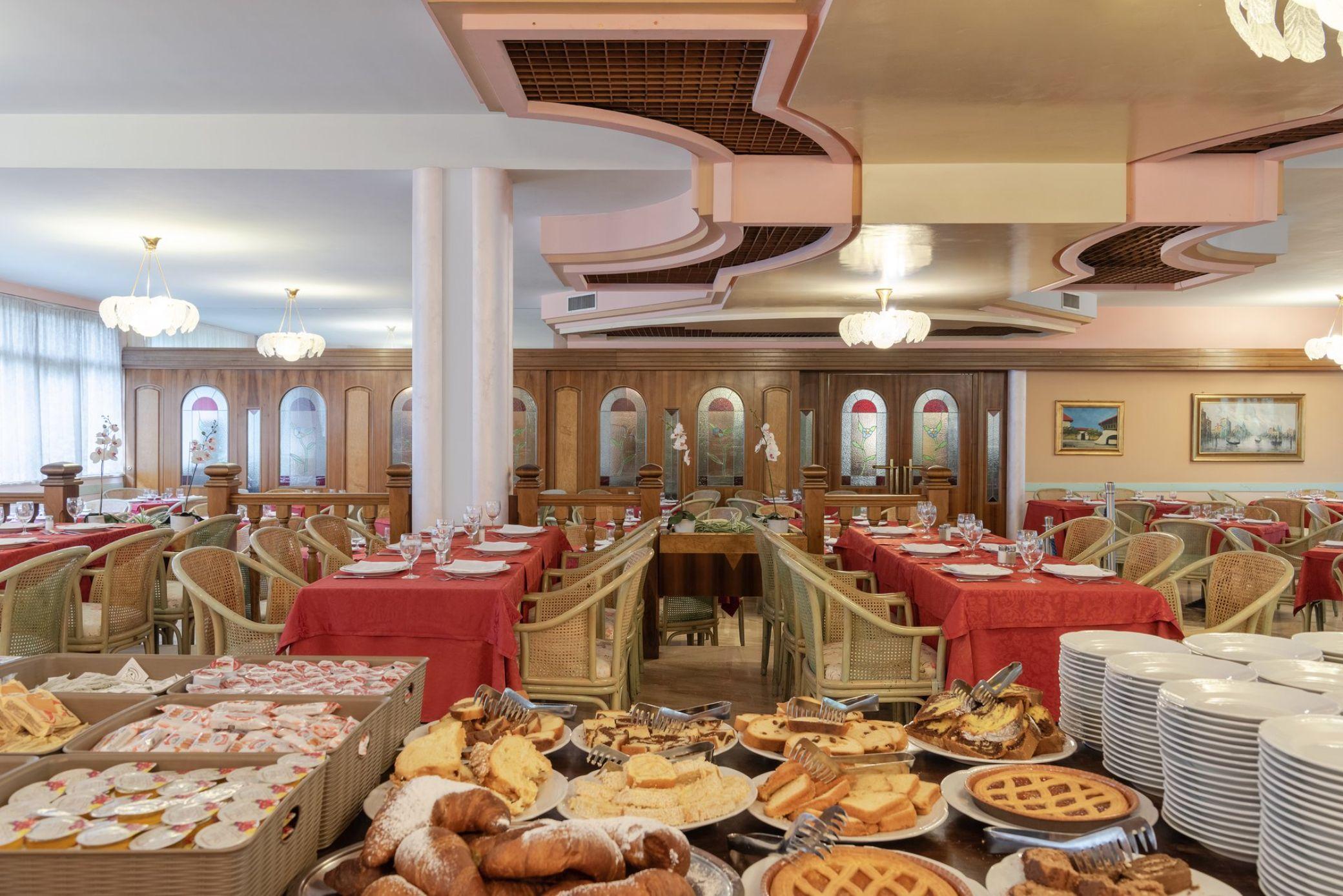 Park Hotel Oasi Garda  Exterior photo